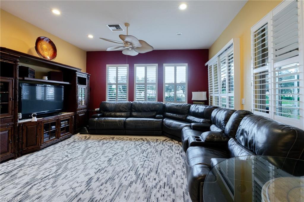 DEL VERA COUNTRY CLUB - Residential