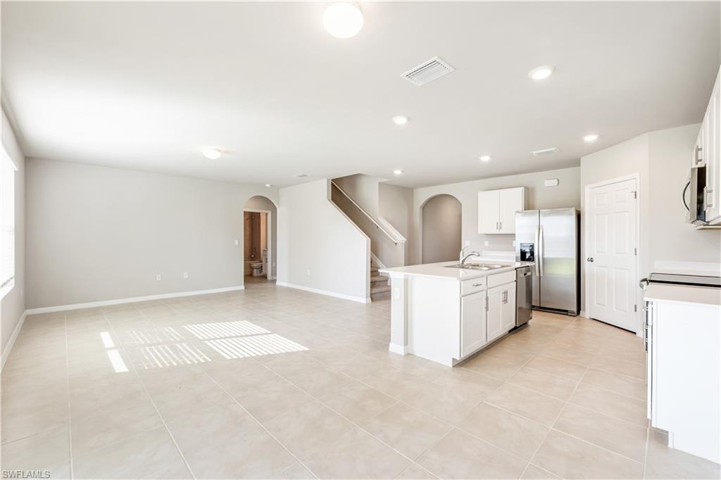 CORAL BAY - Residential