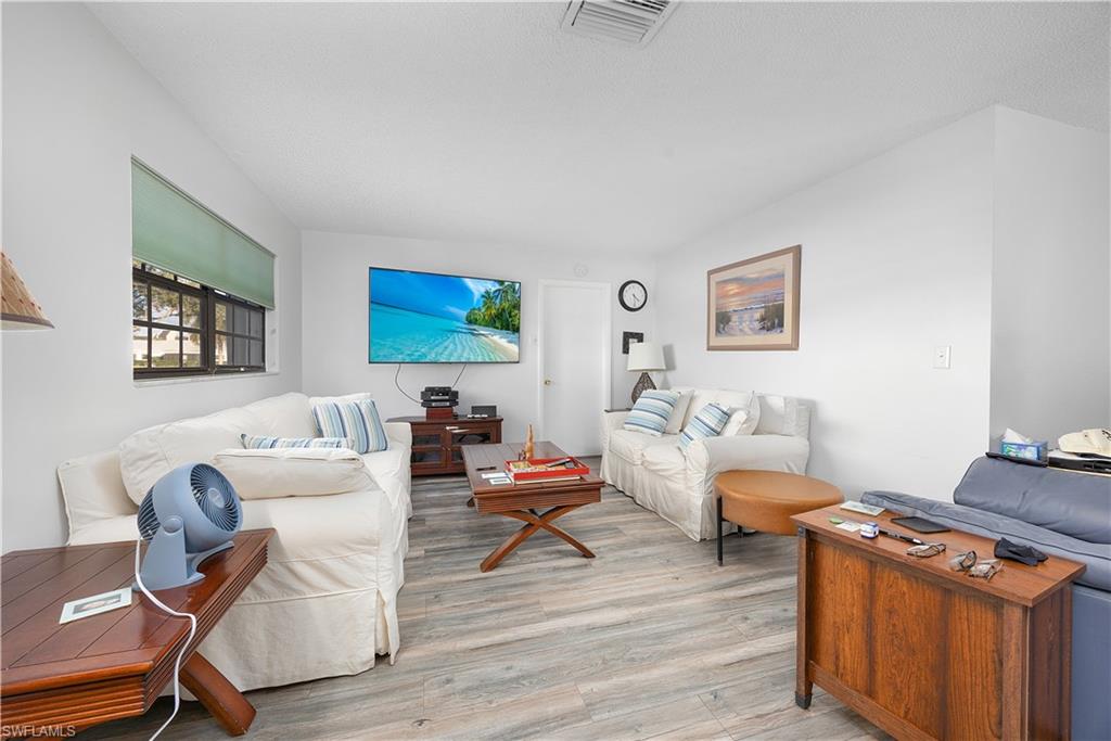 MYERLEE PARK HOMES CONDO - Residential