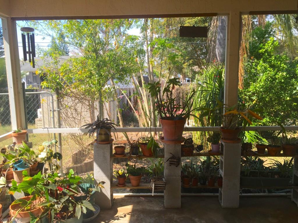 SAN CARLOS PARK - Residential