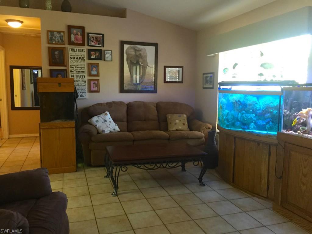 SAN CARLOS PARK - Residential