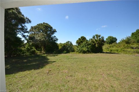 A home in PORT CHARLOTTE