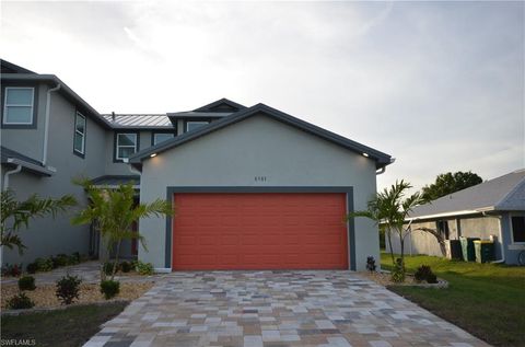 A home in PORT CHARLOTTE