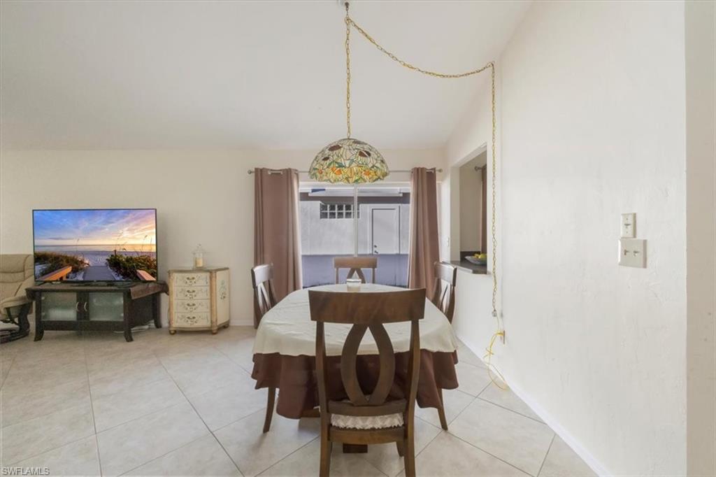 MOON LAKE - Residential