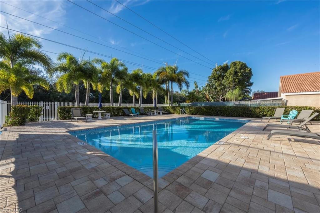 MOON LAKE - Residential