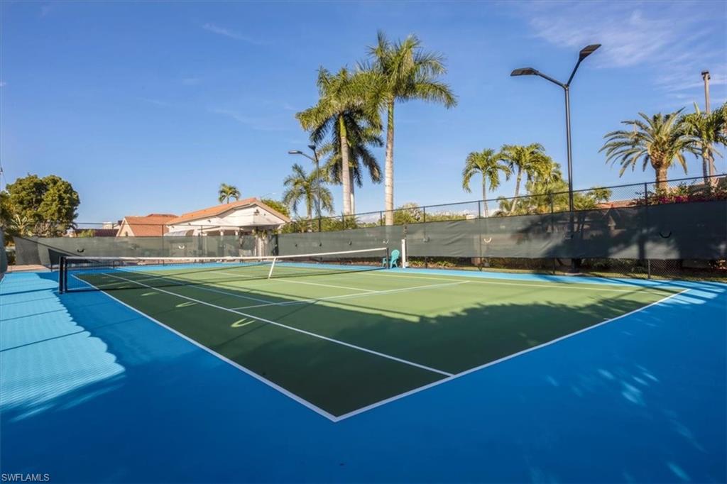 MOON LAKE - Residential