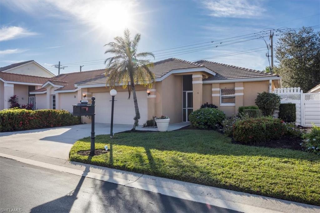 MOON LAKE - Residential