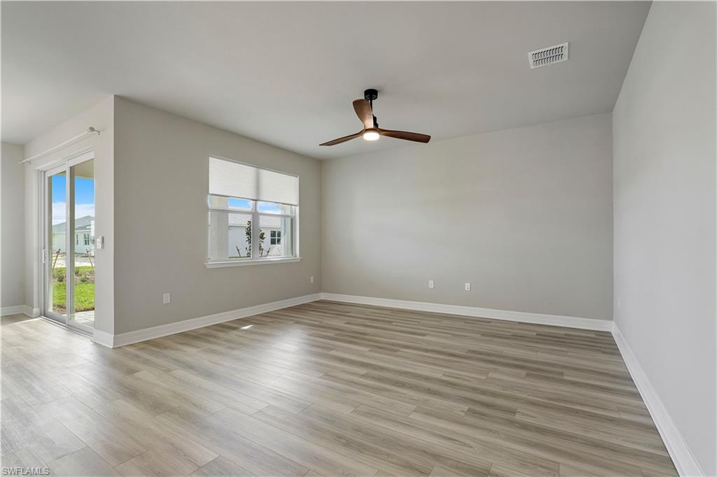 CRESCENT LAKES - Residential Lease