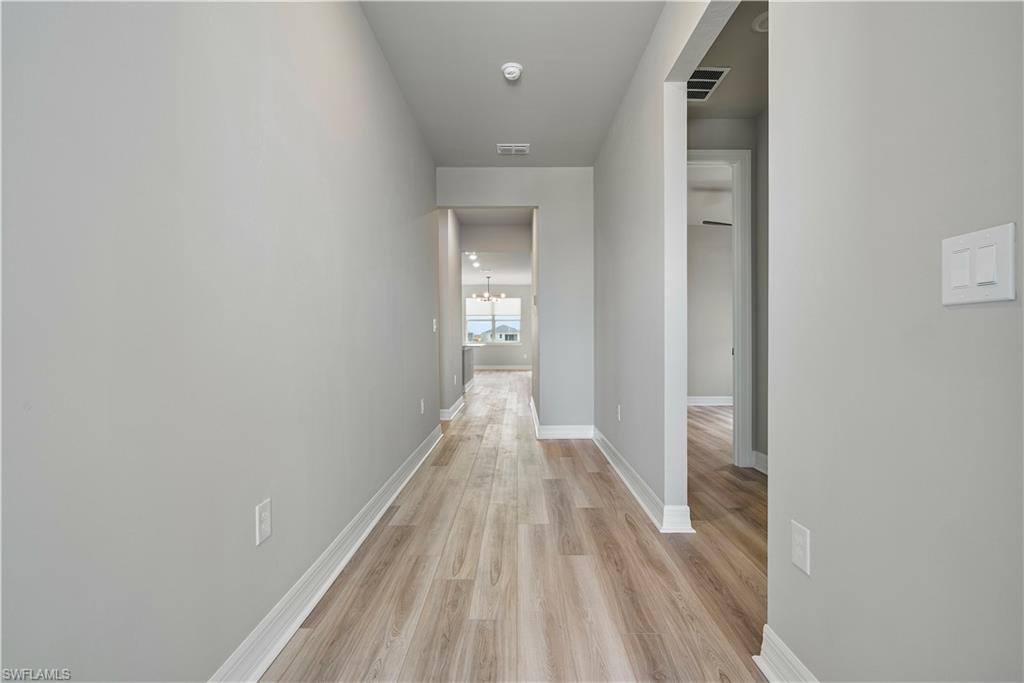 CRESCENT LAKES - Residential Lease