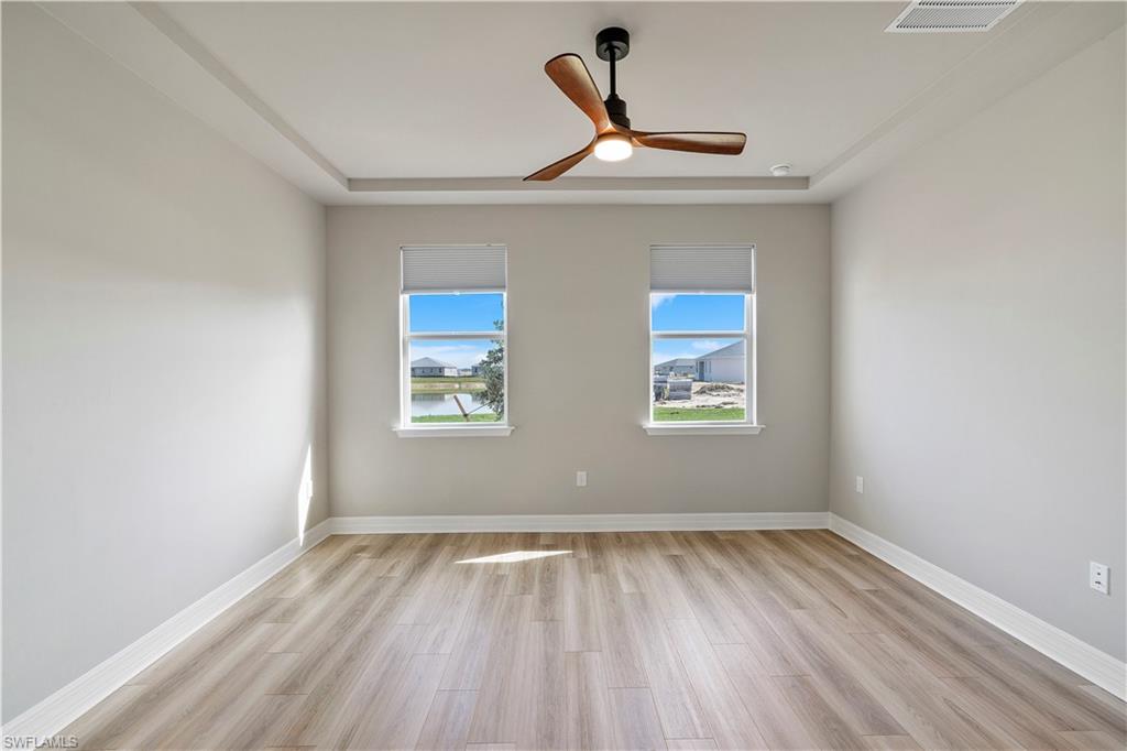 CRESCENT LAKES - Residential Lease