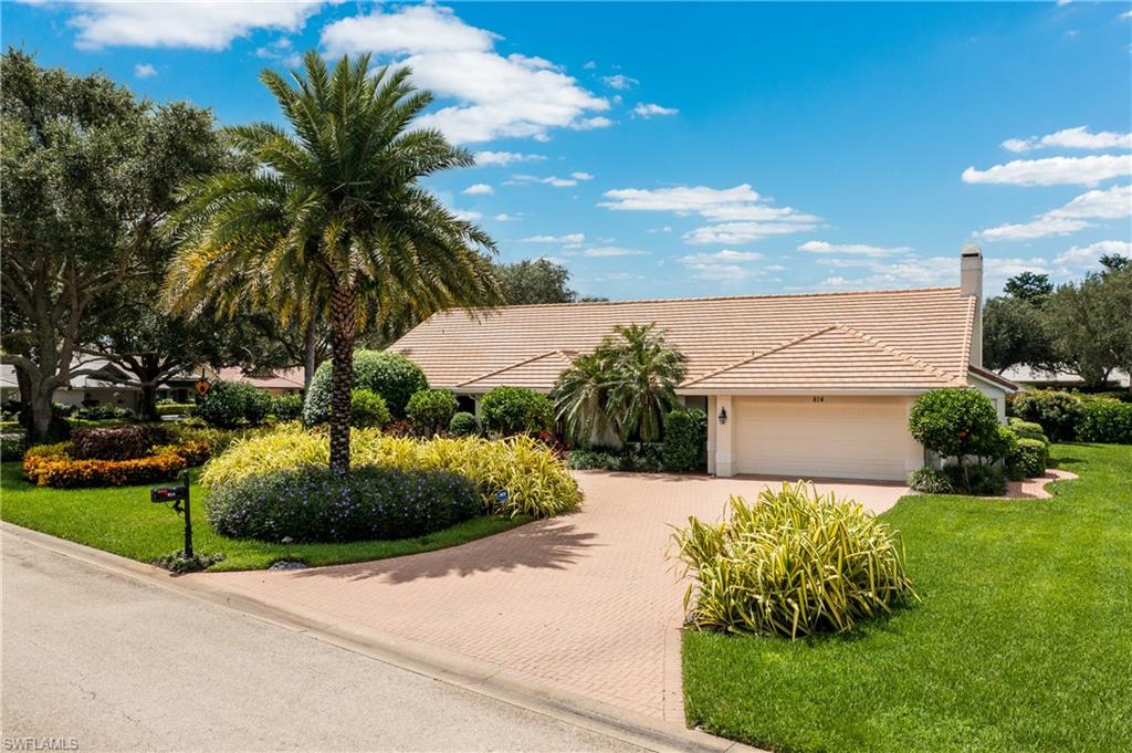 PINECREST AT PELICAN BAY - Residential