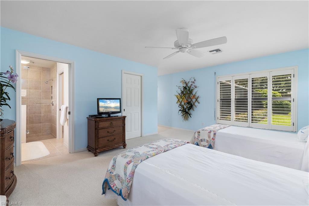 PINECREST AT PELICAN BAY - Residential