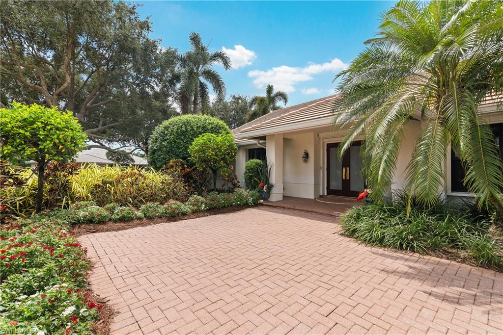 PINECREST AT PELICAN BAY - Residential