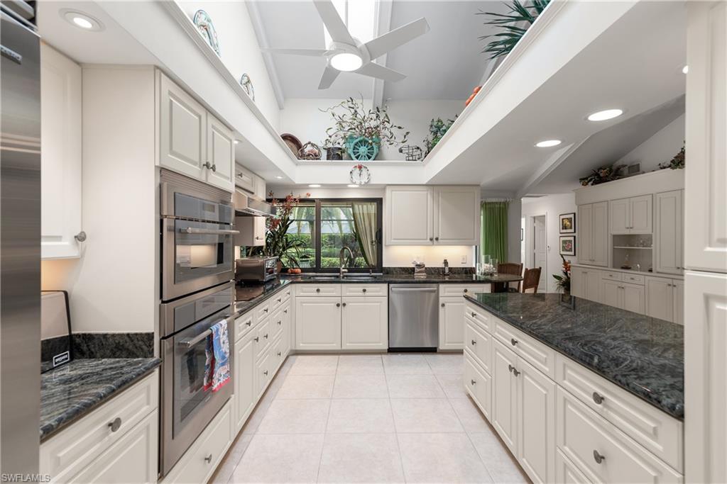 PINECREST AT PELICAN BAY - Residential