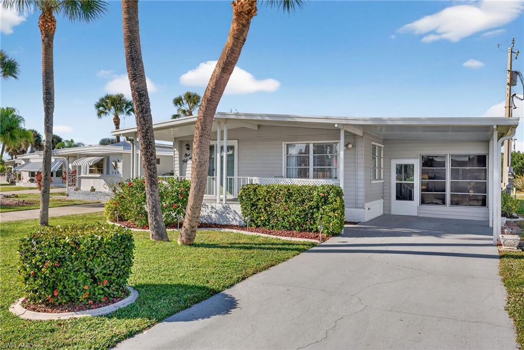 CARRIAGE VILLAGE - Residential