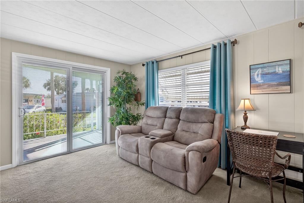 CARRIAGE VILLAGE - Residential