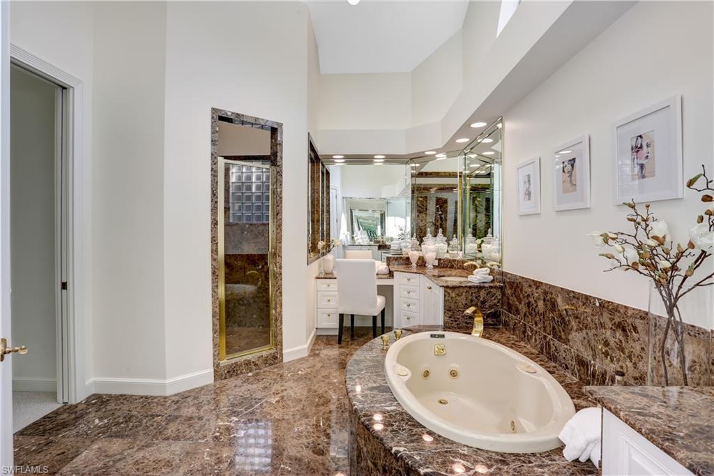 VIZCAYA AT BAY COLONY - Residential