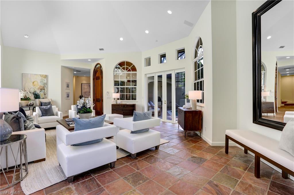 VIZCAYA AT BAY COLONY - Residential