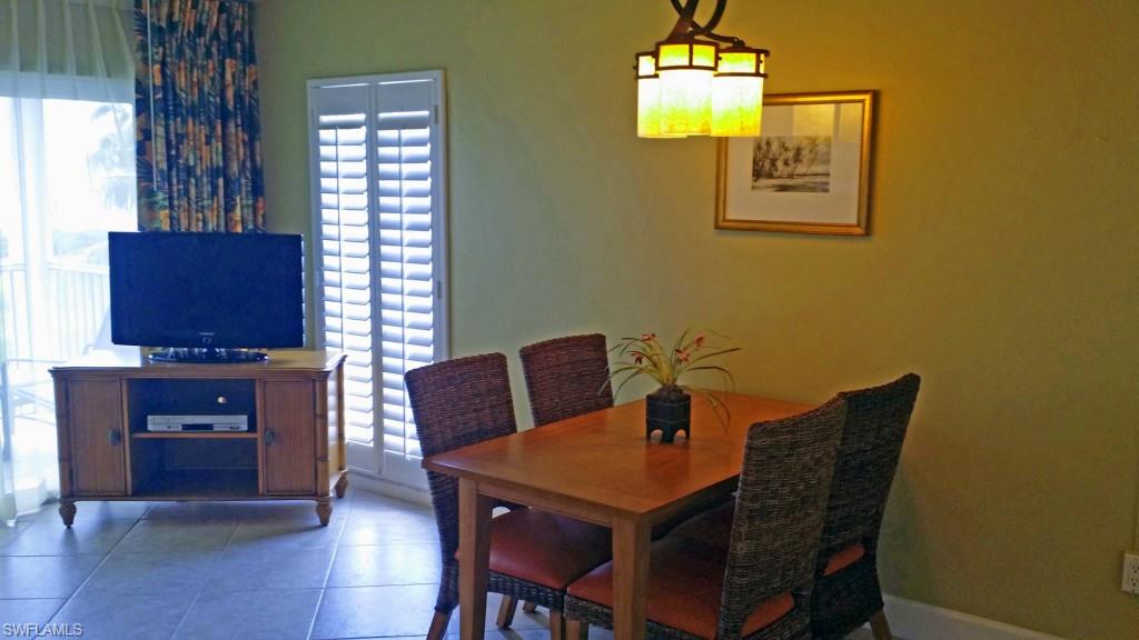 COTTAGE COLONY WEST CONDO - Residential