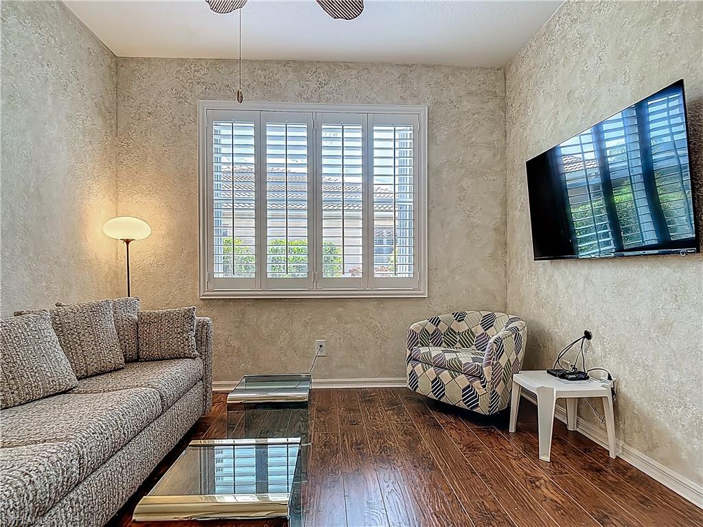 HERONS GLEN - Residential