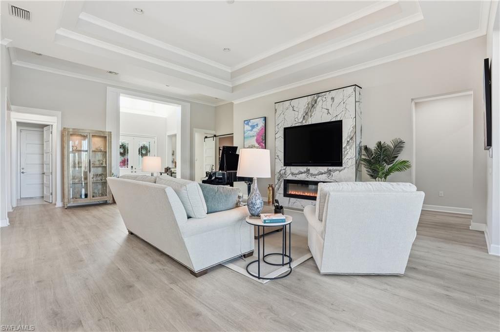 ISLES OF COLLIER PRESERVE - Residential