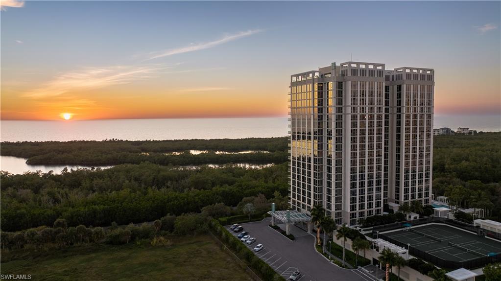 MYSTIQUE - Residential