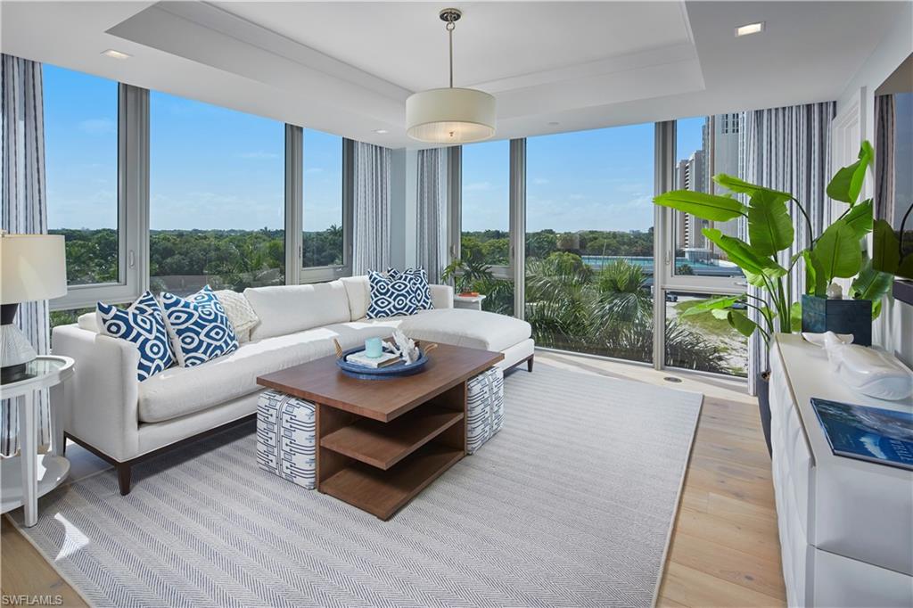 MYSTIQUE - Residential