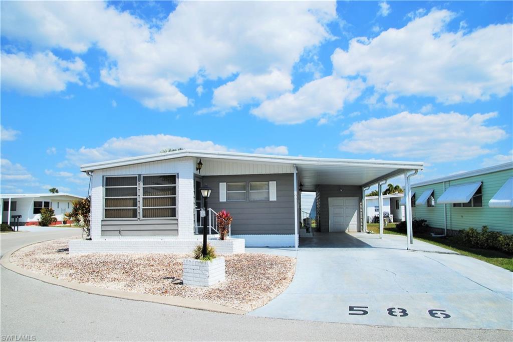 SIX LAKES COUNTRY CLUB - Residential