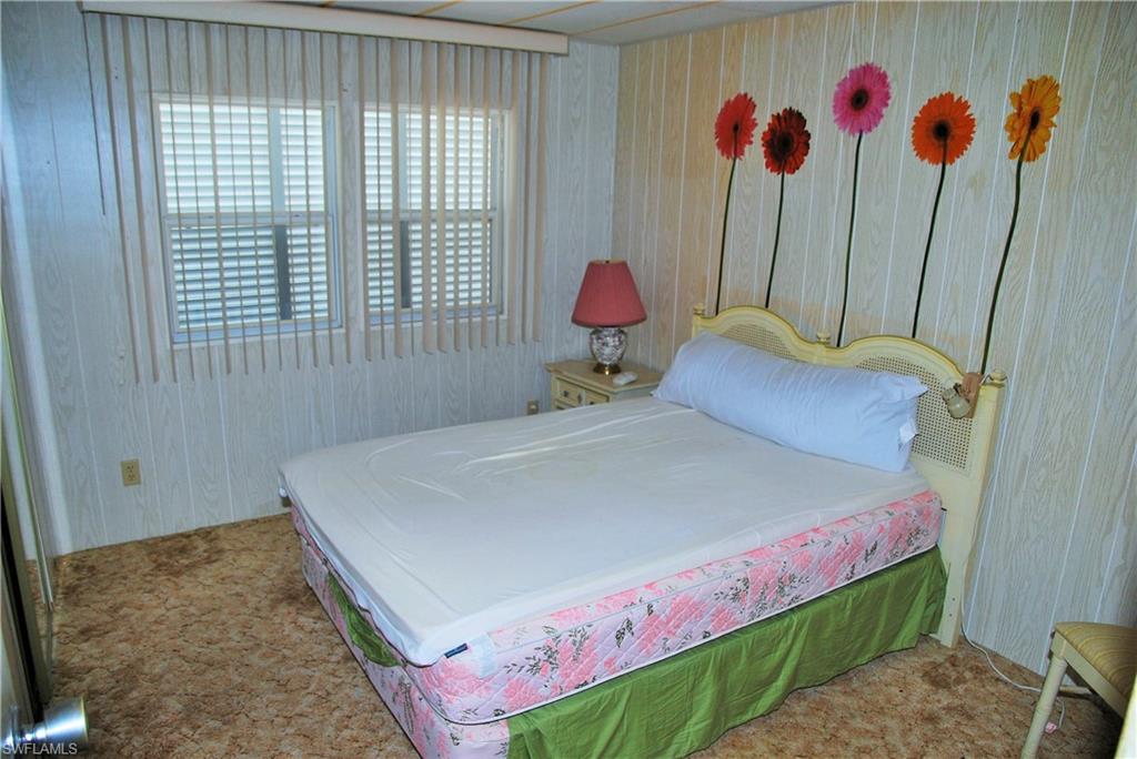 SIX LAKES COUNTRY CLUB - Residential