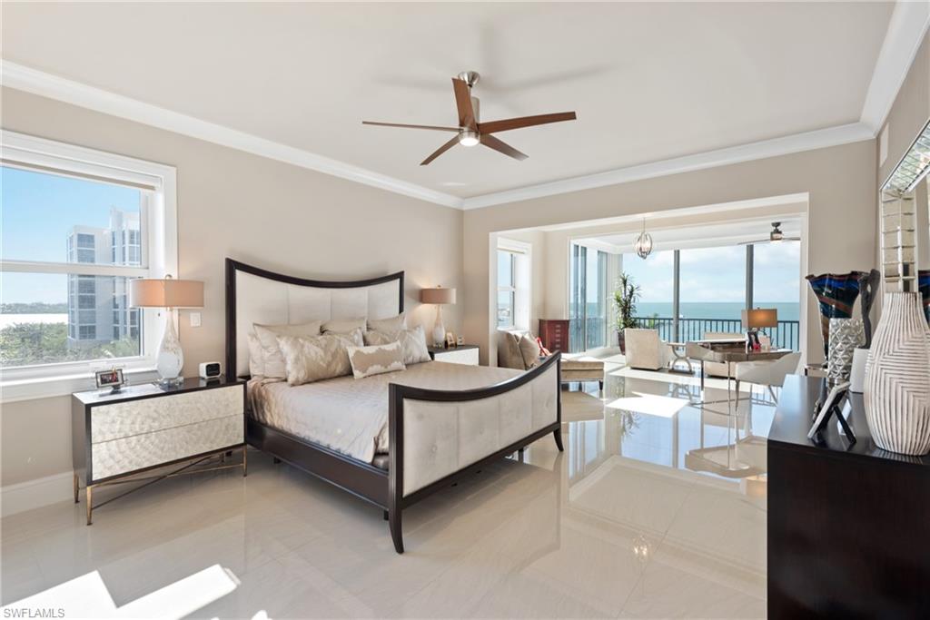 ROYAL MARCO POINT - Residential