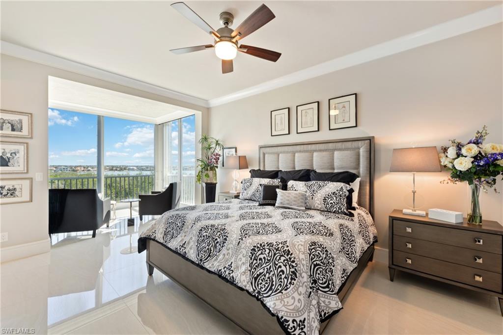 ROYAL MARCO POINT - Residential