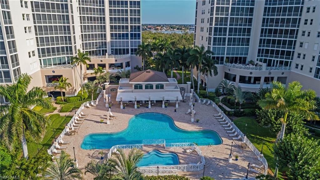 ROYAL MARCO POINT - Residential