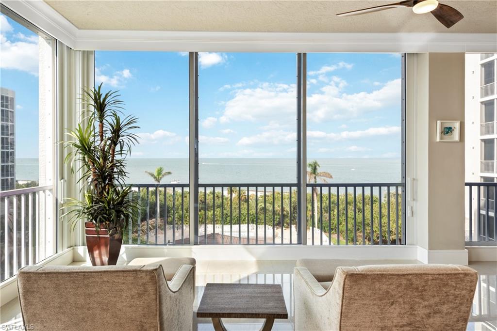 ROYAL MARCO POINT - Residential