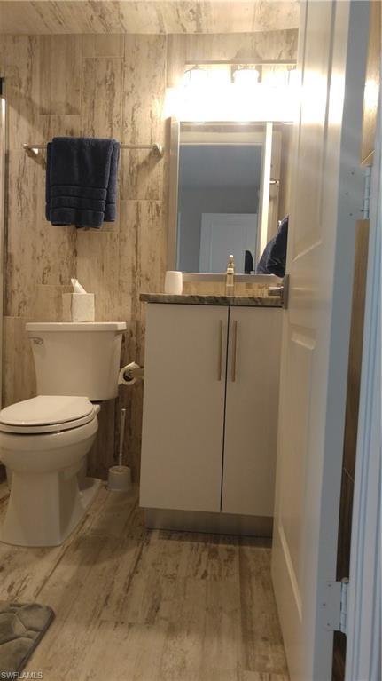 LAKEWOOD - Residential