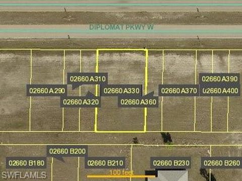 124 Diplomat PKWY W CAPE CORAL FL 33993