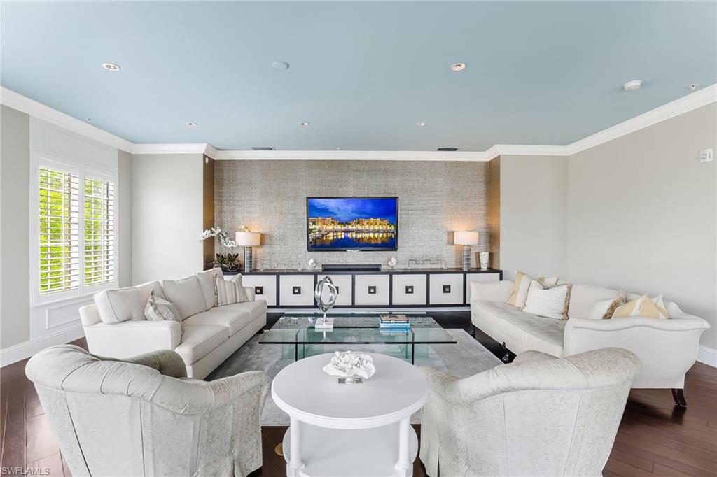 CRAYTON PLACE - Residential