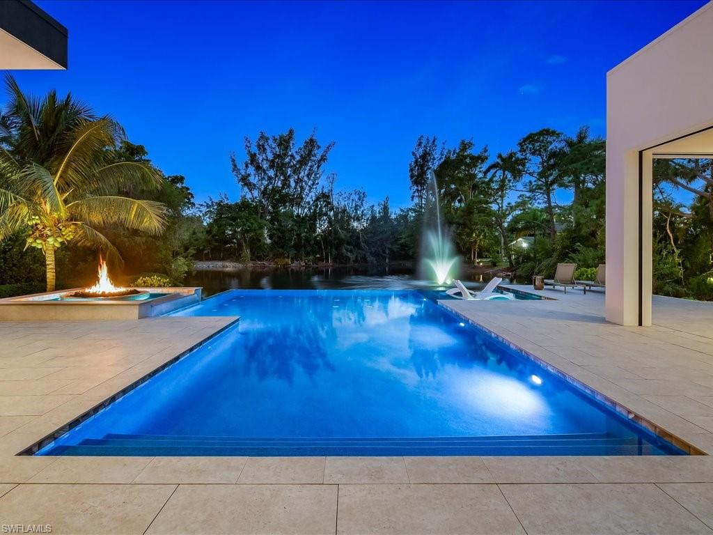 PINE RIDGE - Residential