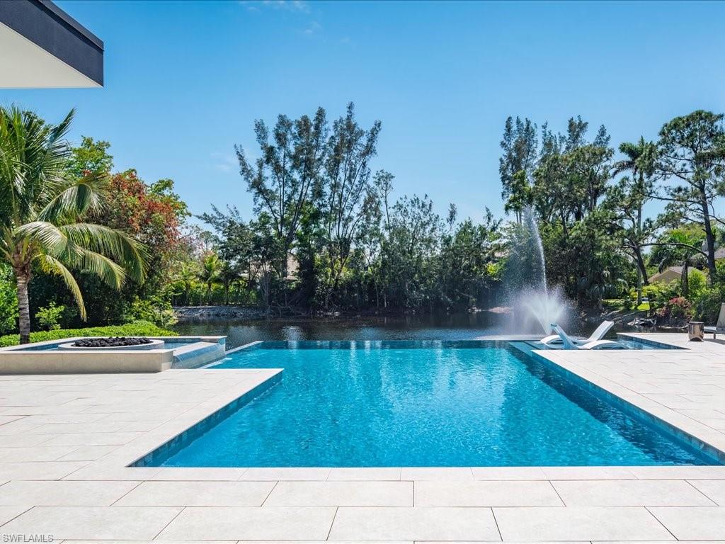 PINE RIDGE - Residential