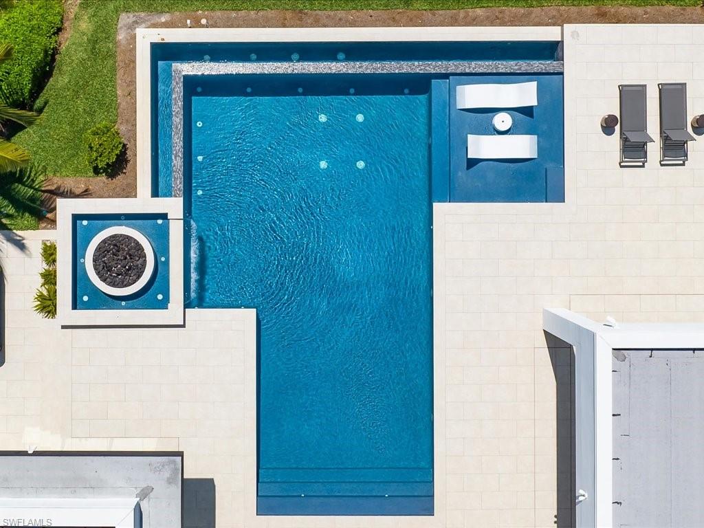 PINE RIDGE - Residential