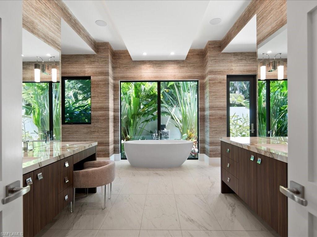 PINE RIDGE - Residential