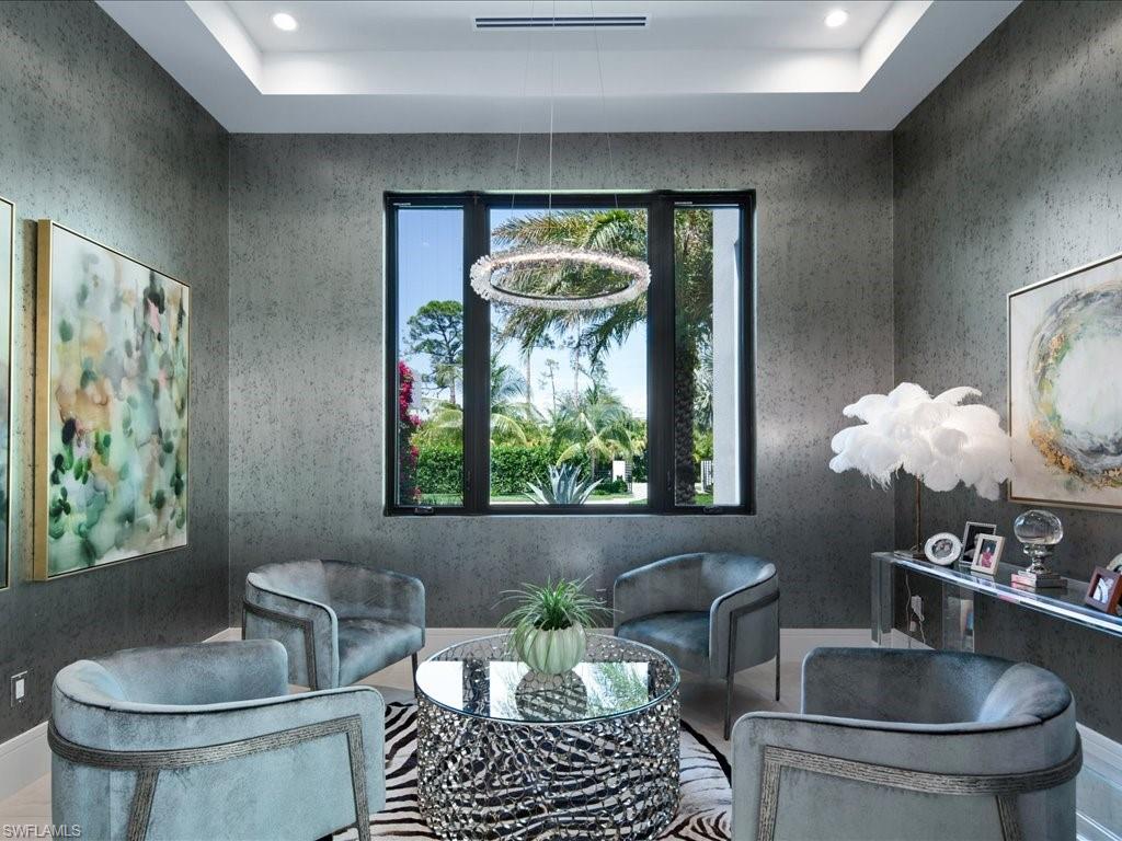 PINE RIDGE - Residential