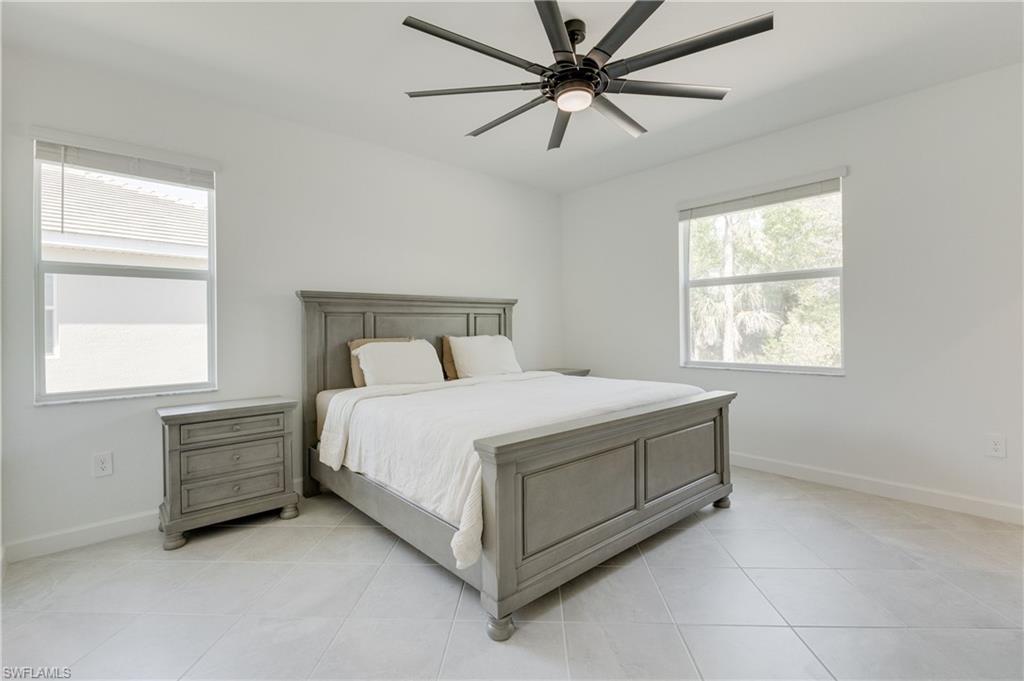 COUNTRY CLUB - Residential