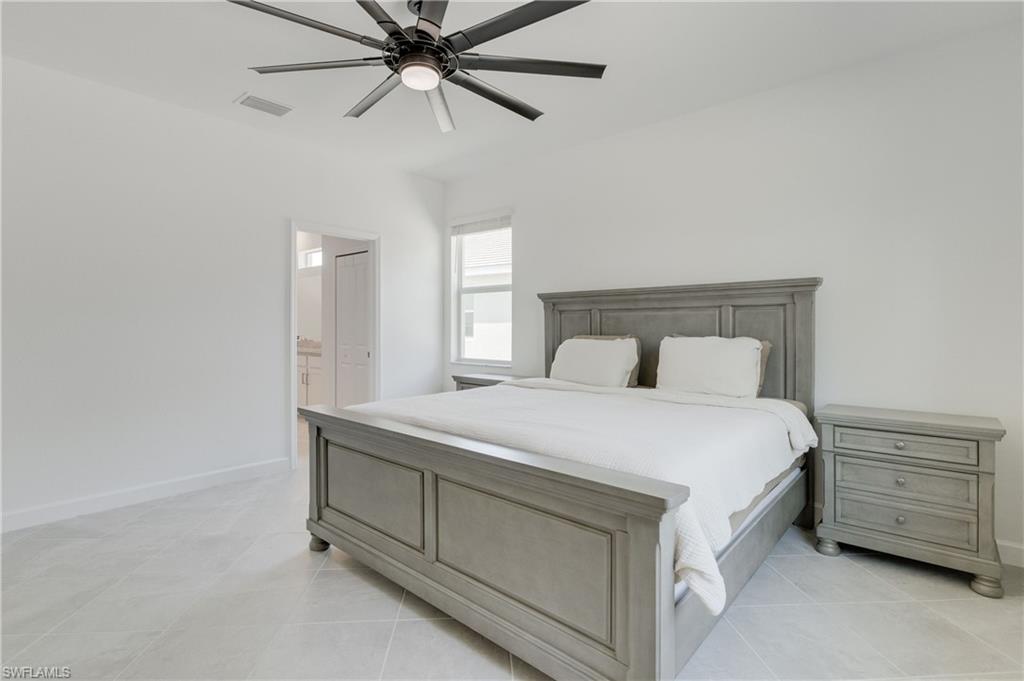 COUNTRY CLUB - Residential