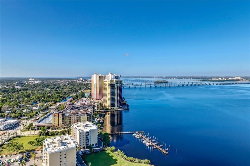 3000 Oasis Grand BLVD 2004