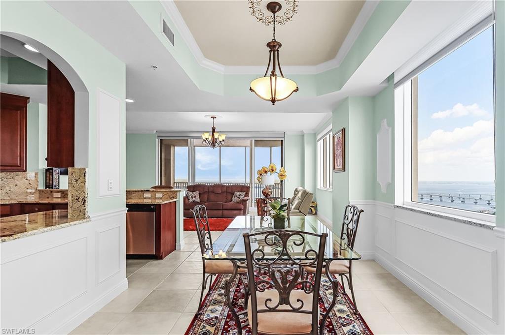 HIGH POINT PLACE - Residential