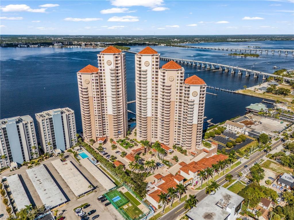 HIGH POINT PLACE - Residential