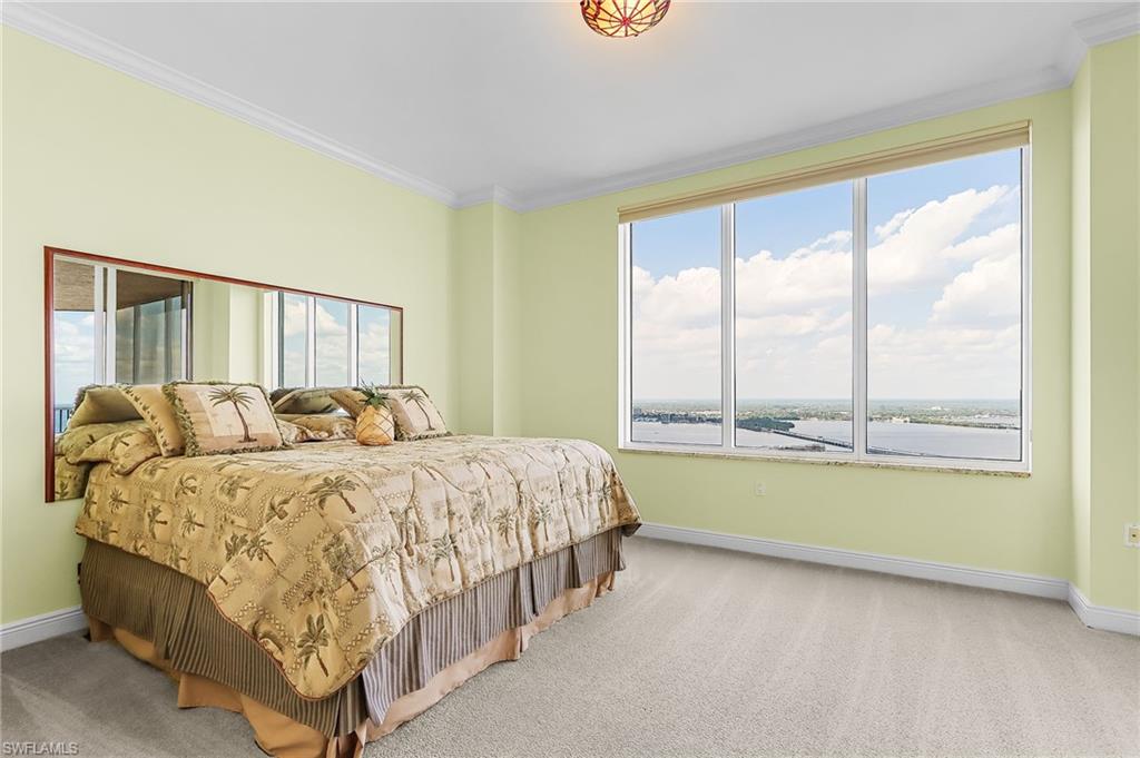 HIGH POINT PLACE - Residential