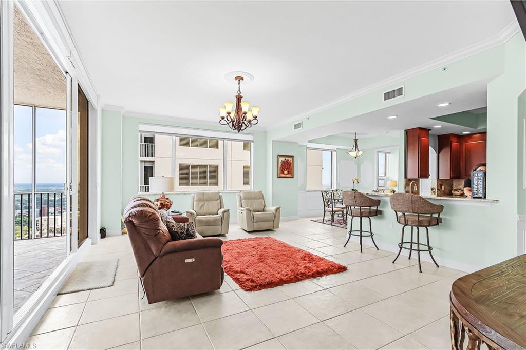 HIGH POINT PLACE - Residential