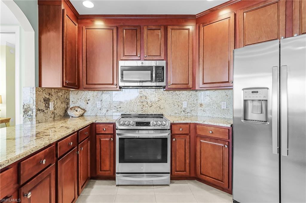 HIGH POINT PLACE - Residential