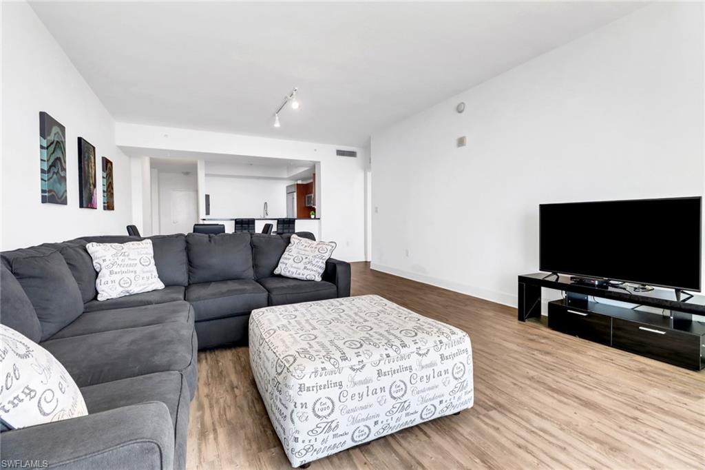 OASIS - Residential Lease